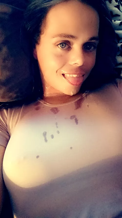 I feel so pretty after receiving a fresh warm facial 🥰🍆💦🤤