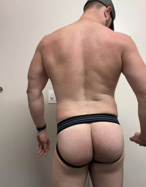 I think Leg day is working 😉