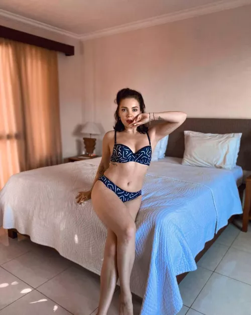 I think the bed is the right size)))