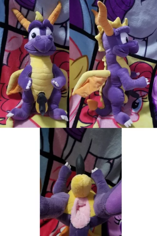 [M] (Furrysale) Recently commissioned NSFW fuckable male Spyro the dragon with useable dildo penis, anus and balls