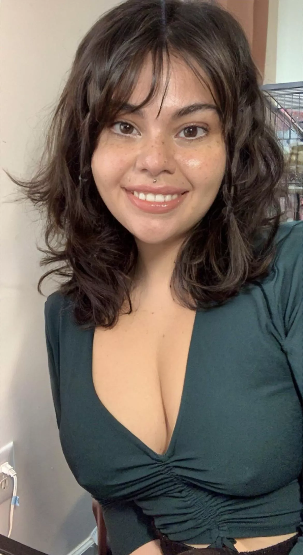 My eyes are up here! (;