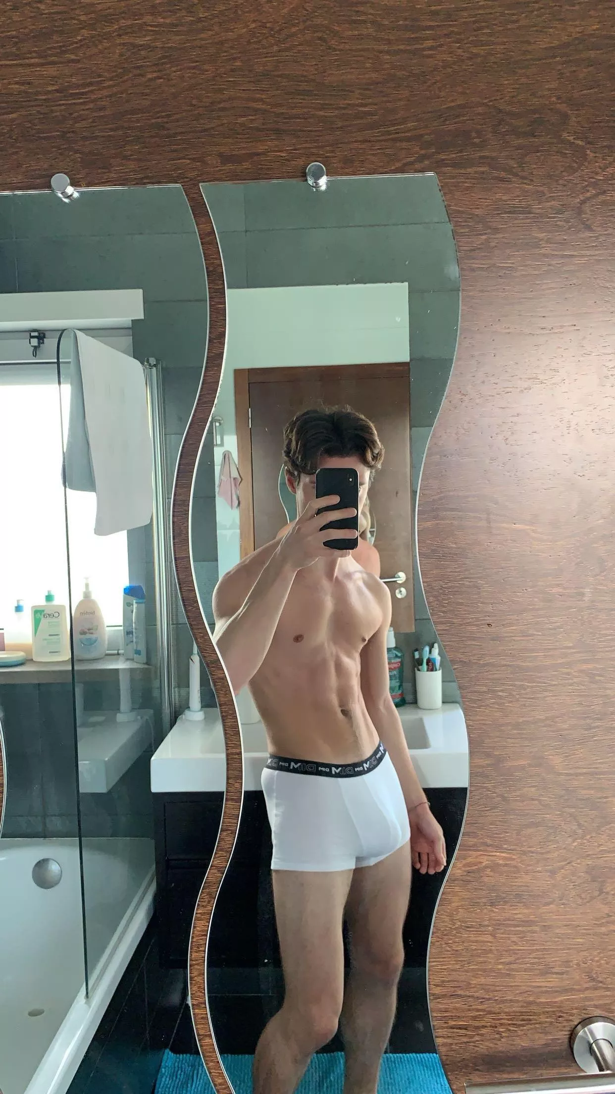 [27] what if I sent you pics like this?