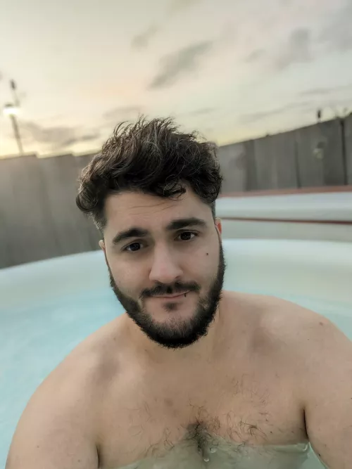 33 UK had a super relaxing weekend now back to relating. Keep me sane?