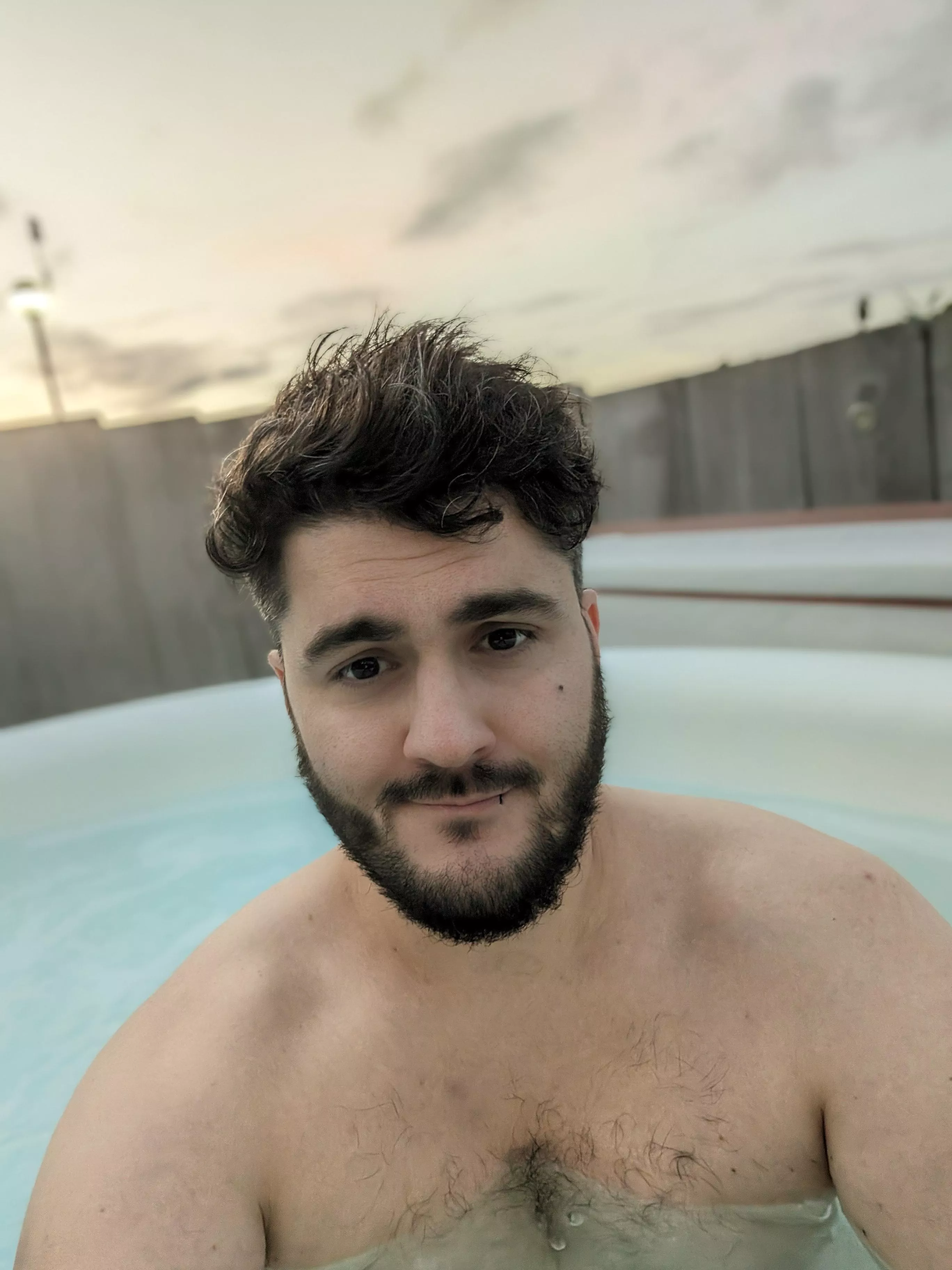 33 UK had a super relaxing weekend now back to relating. Keep me sane?