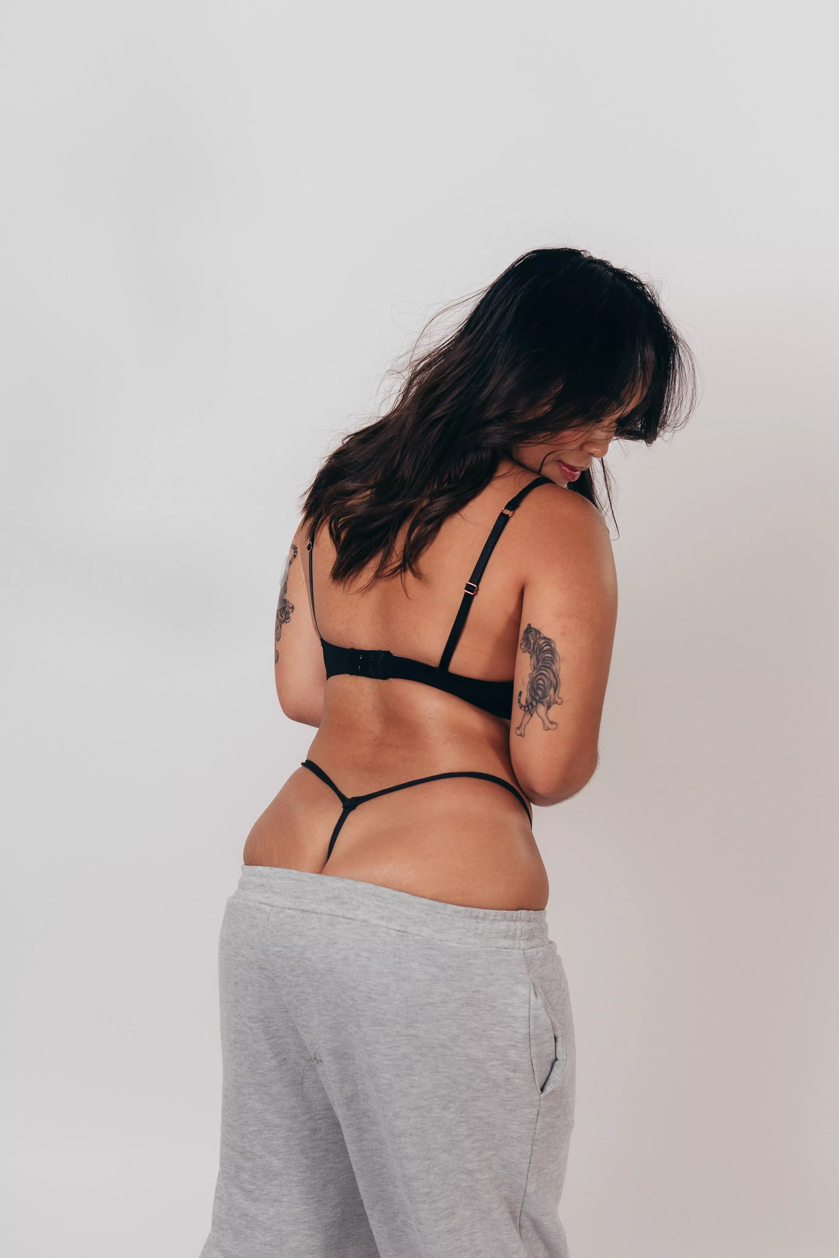 Could I convince you to fuck me? ;)