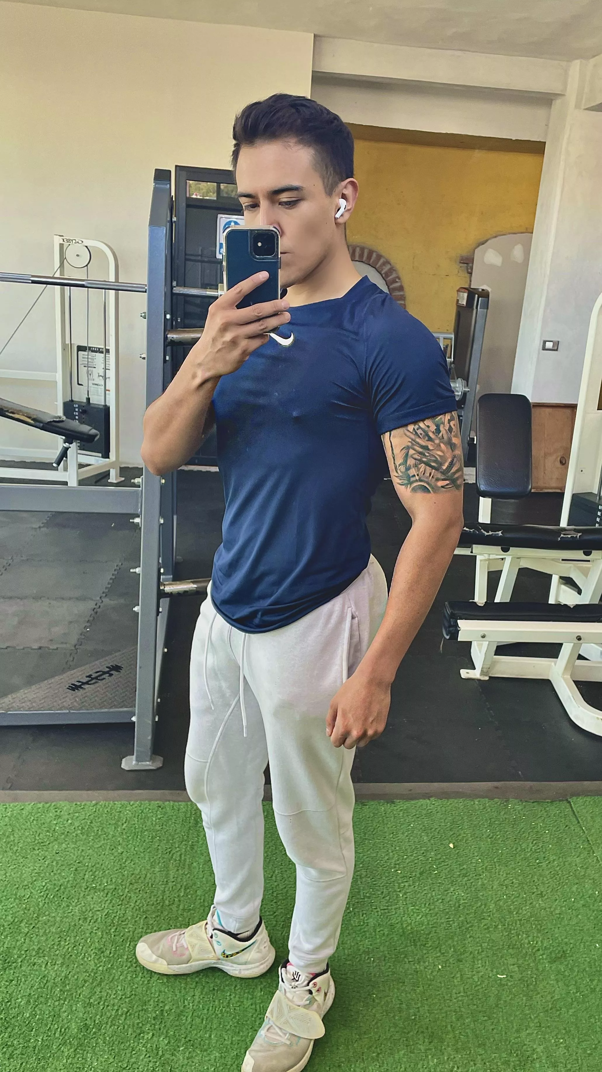 Happy Monday everyone!