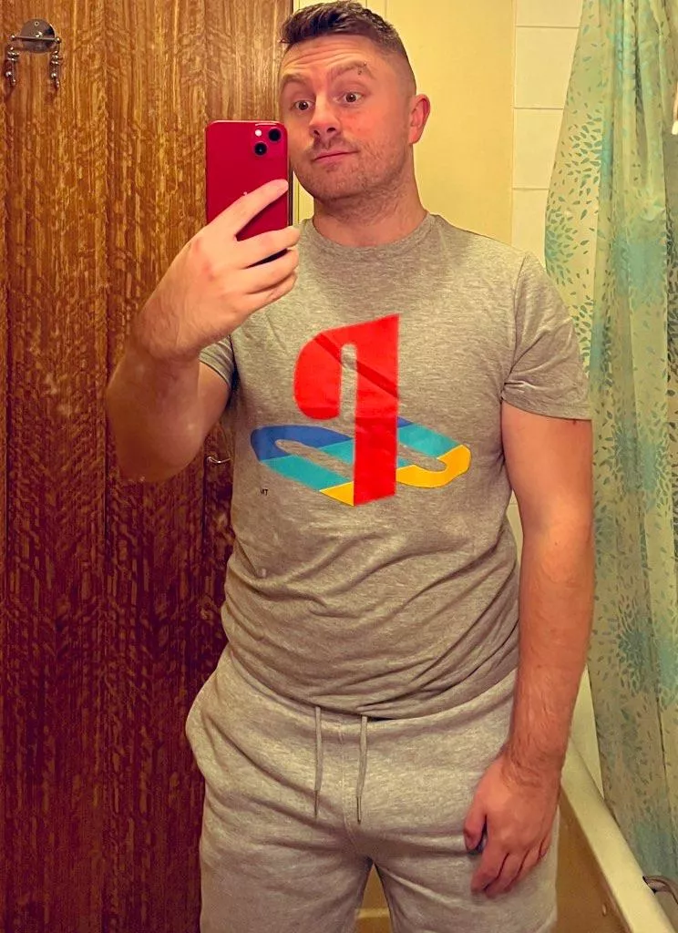 Heard it’s grey joggers season! 🎮