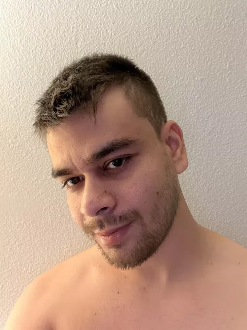 I get very shy posting my face 😁 idk why.