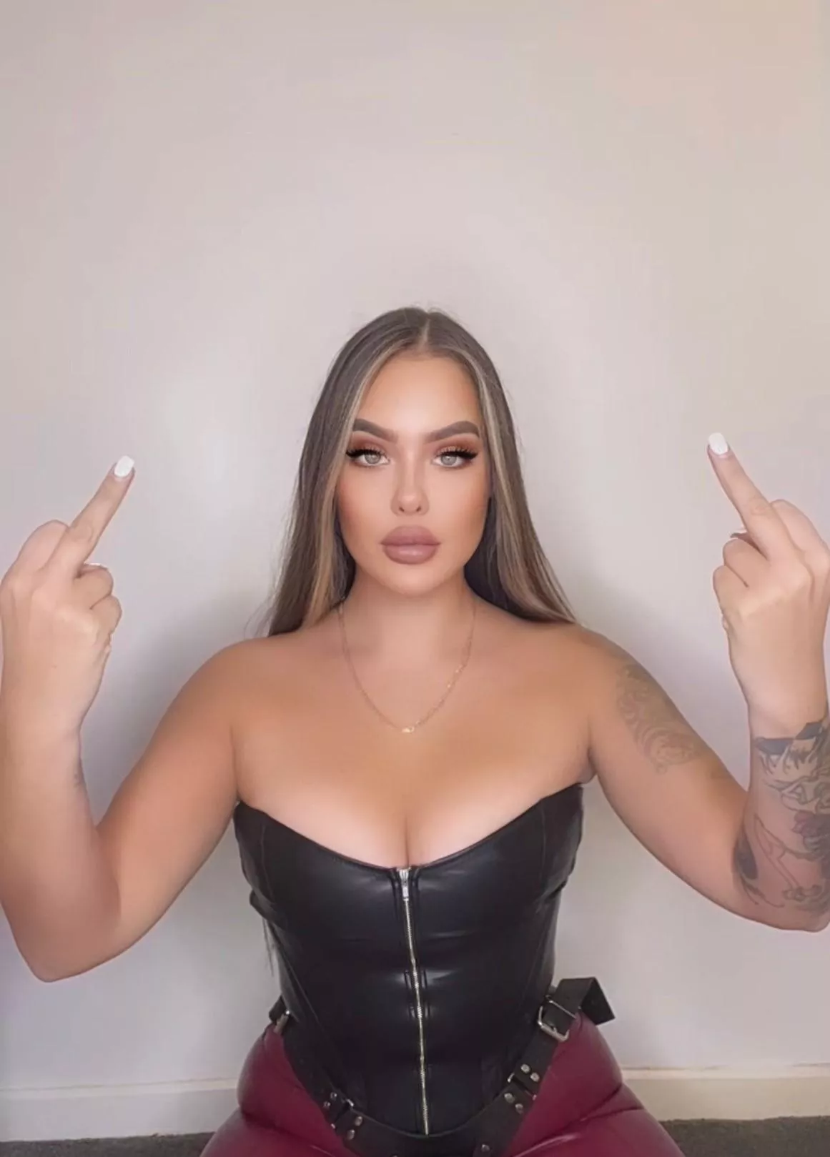 I look rough and dominant