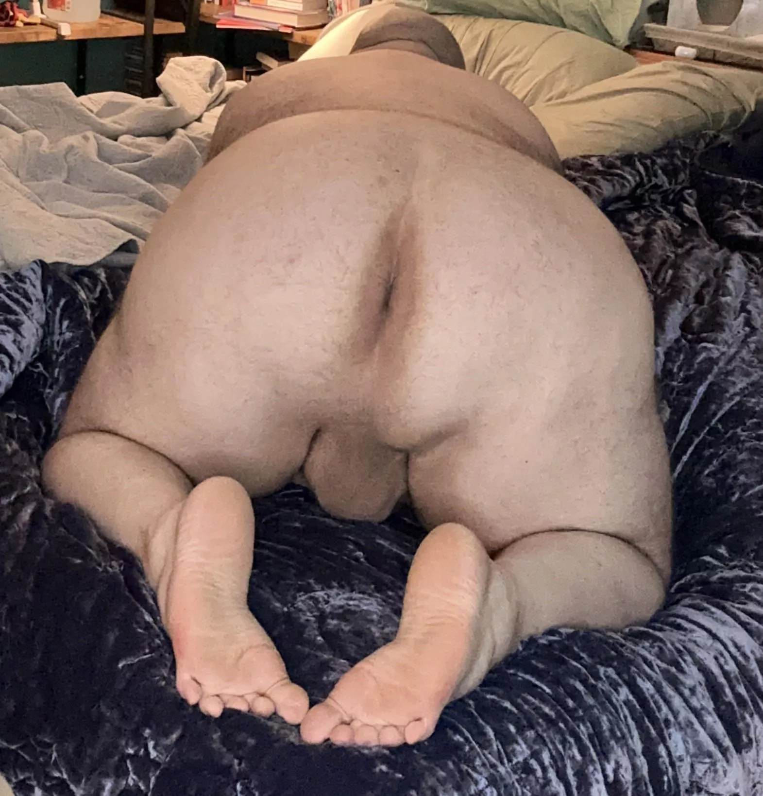 Looking for tongues!