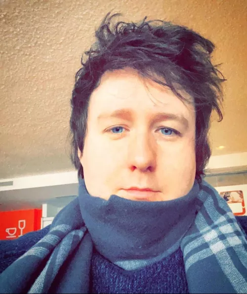 New to this page. Hope everyone’s well! x