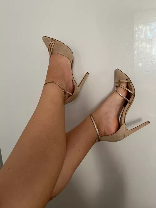 What catched your attention me, or my feet?