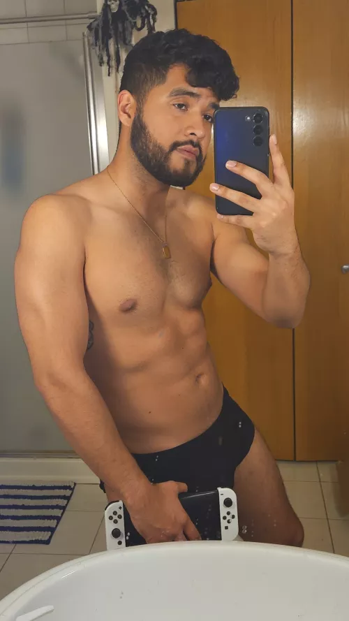 What is it about gaming and staying up way too late? 😴 (Late night mood)