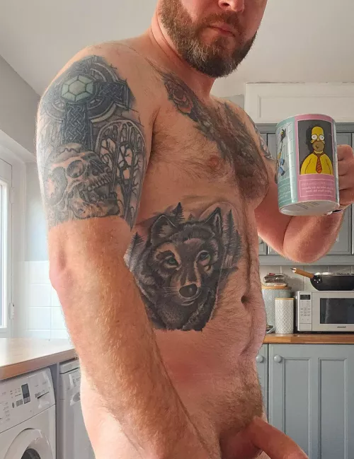 Abs are over rated right? I've been told dadbods are the new in thing? [37]