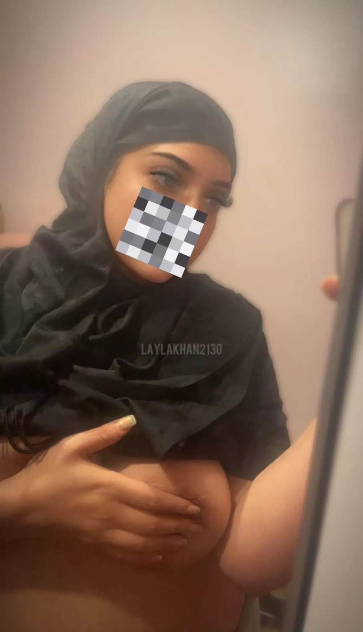 As a woman who wears a Hijab, do i show my tits too much? (F)