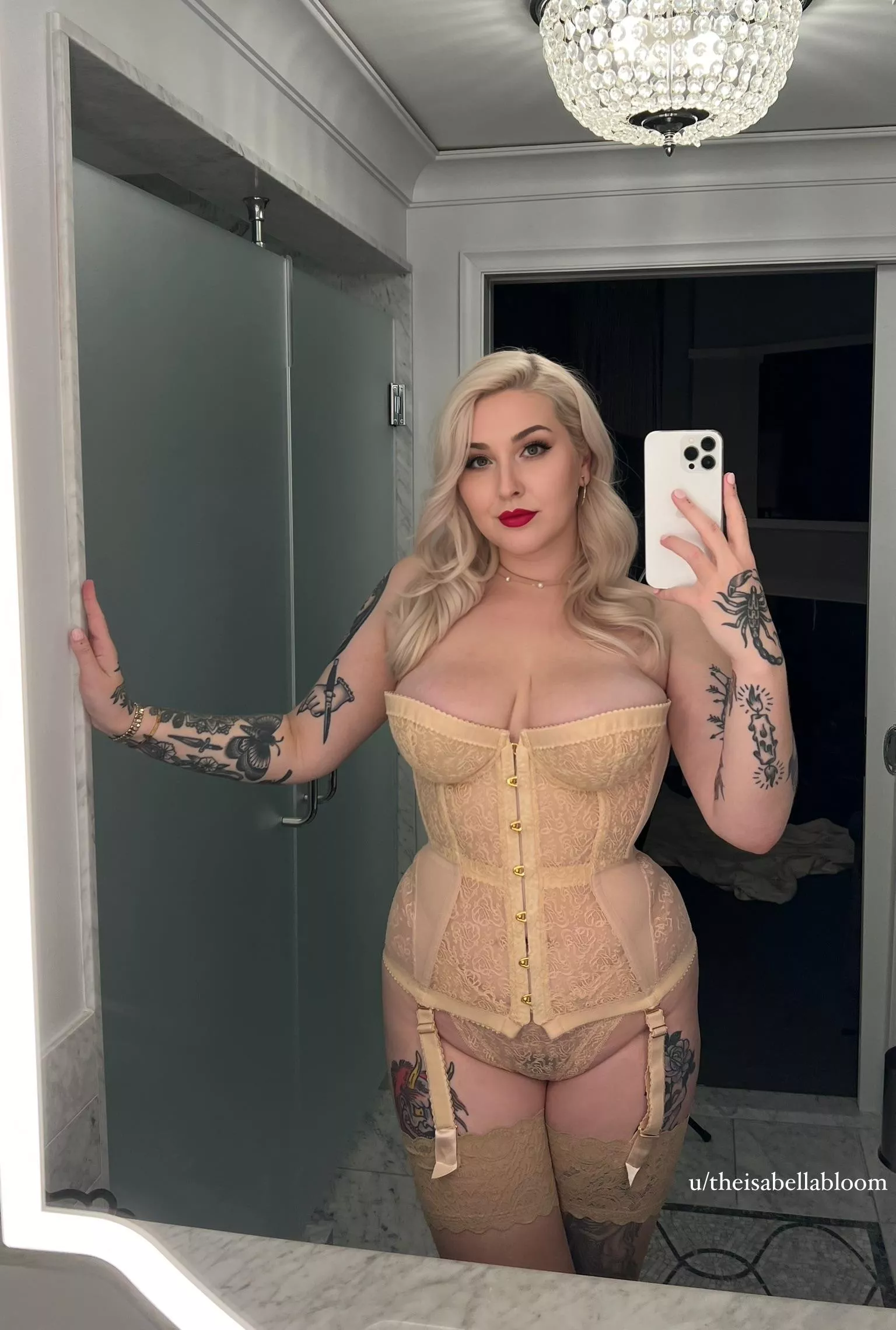 Did this look take your breath away?