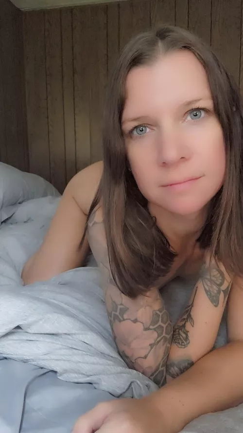 Do you want to taste a married MILF?