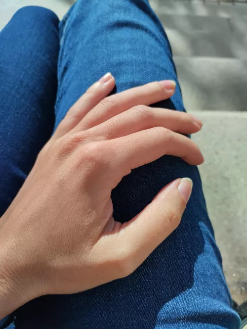 Enjoying a ray of sun ☀️