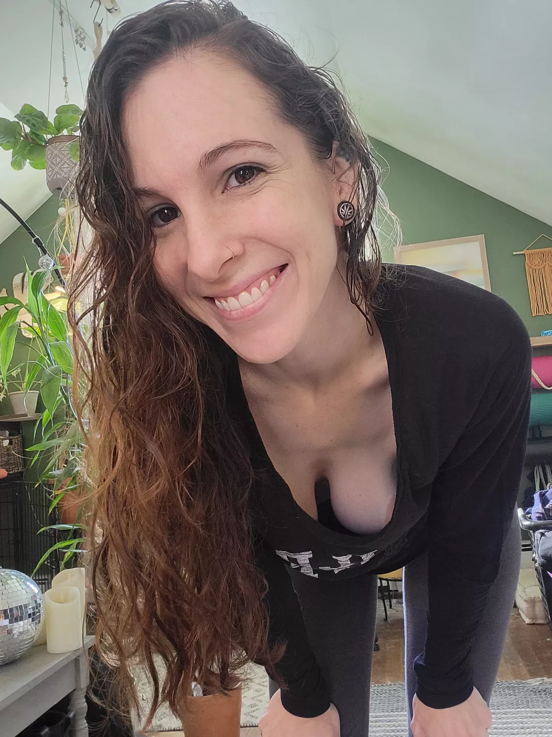 Fresh out of the shower 😋