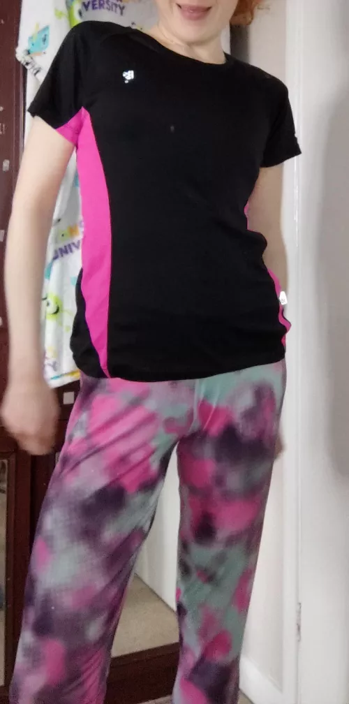 Going to the gym braless again today