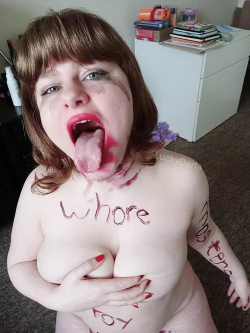 Here for the guys who prefer dirty redheads over the rest