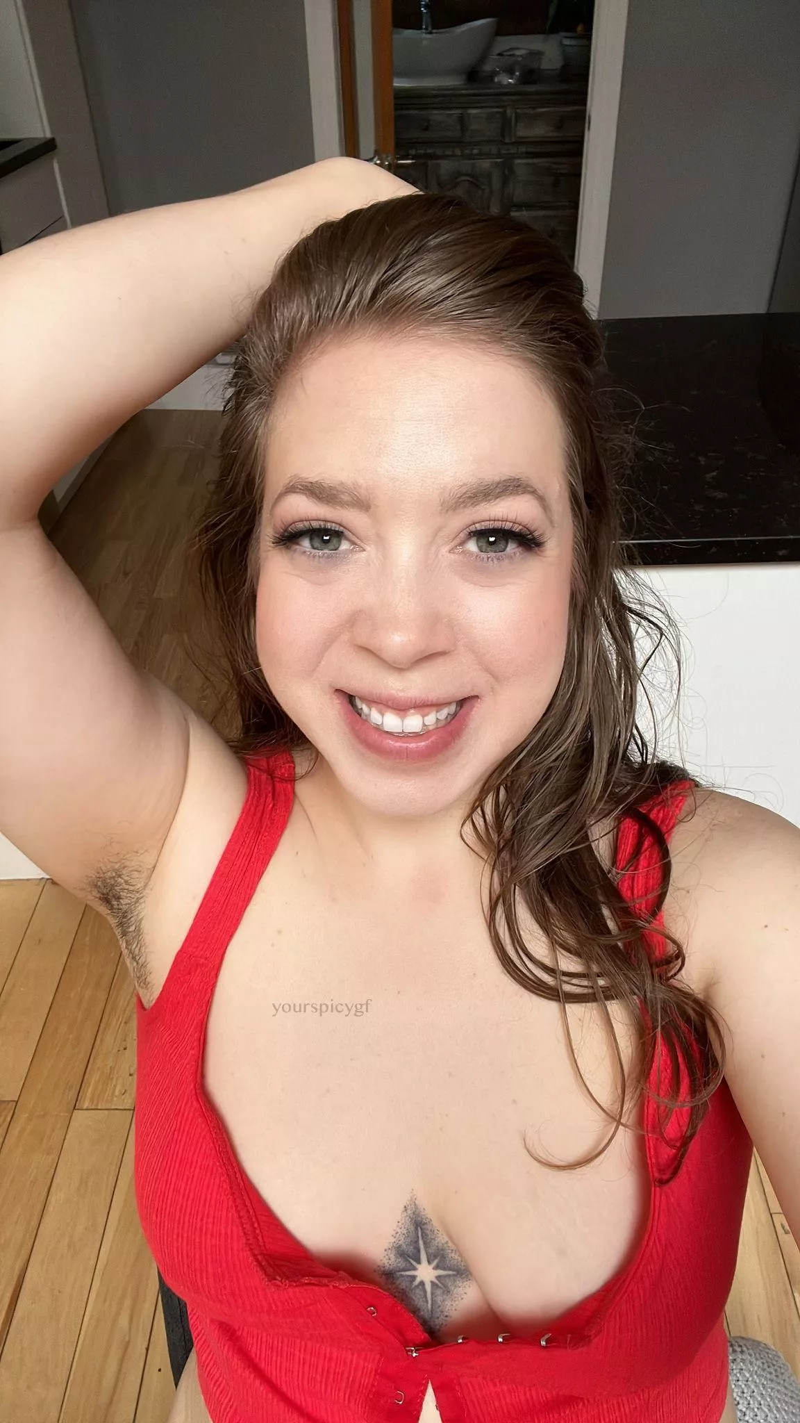 I know it's fall, but I'm going to wear skimpy shirts all year long!