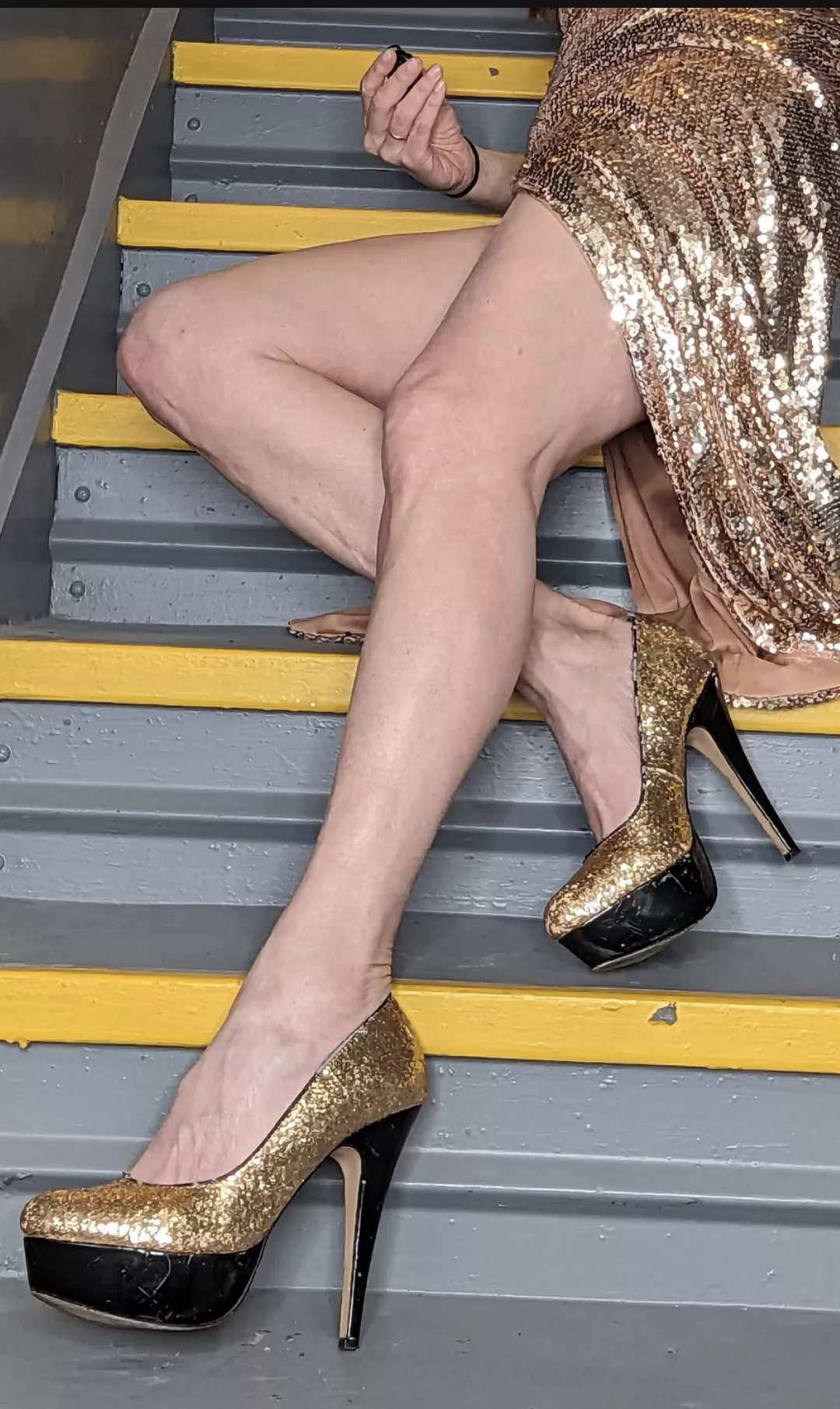 I love the shine of gold!