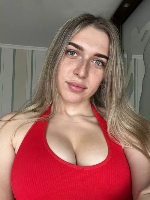 I only date freckle lovers