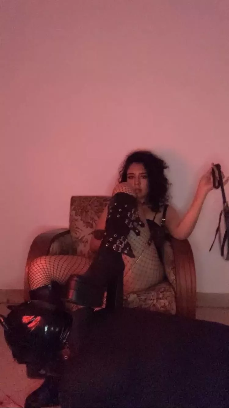 I want you there, under my feet