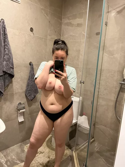 If you find my body attractive, I love you :)