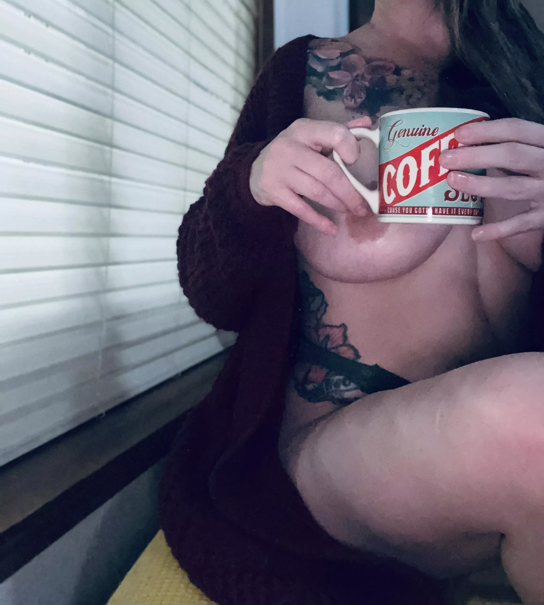 It’s never to late in the day for a cup of Joe. Come sit with me and let’s enjoy a cup together. 😏☕️