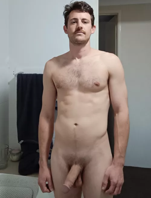 Sailing at half mast before my shower 🚿