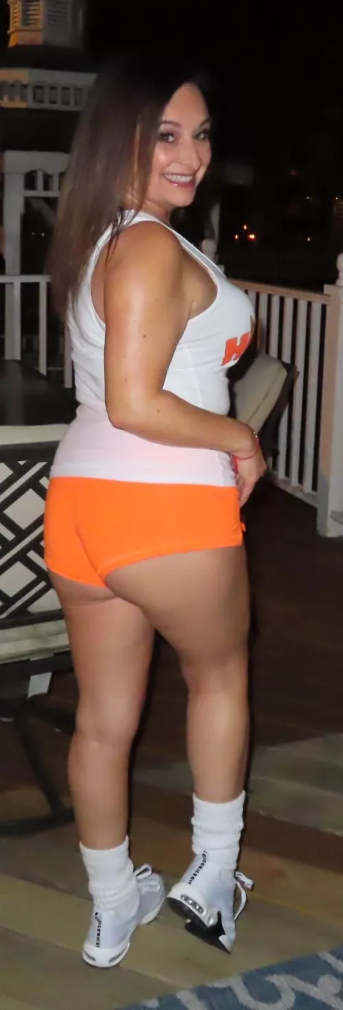 Sexy Fun Loving Milf 45 Years Old! Come Join Me!