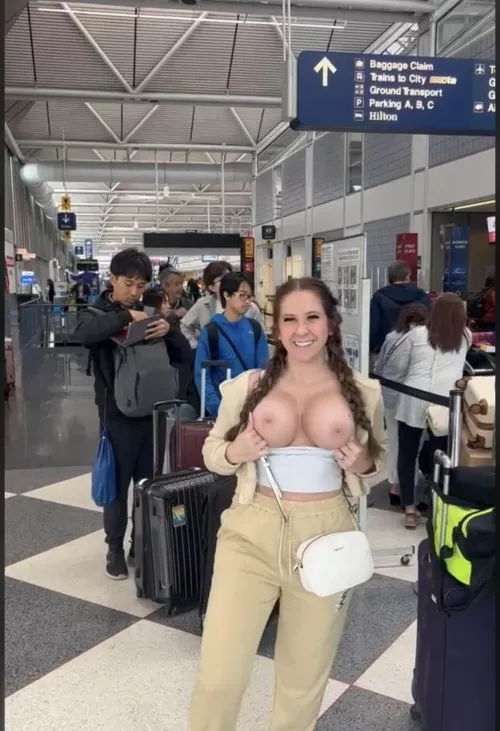 Surprise it’s my titties ;)