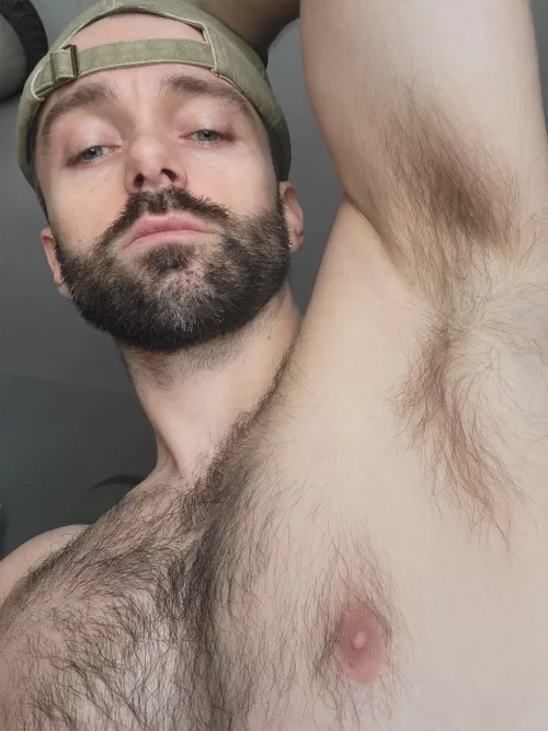 you like chest hair and pits?