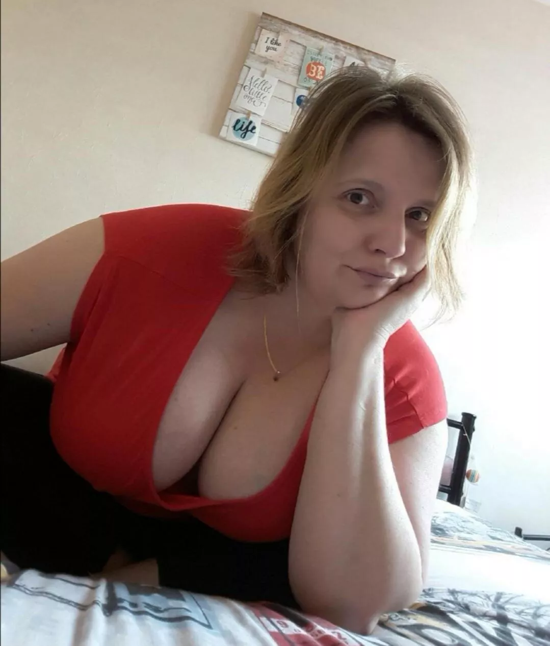 46F divorced mom ready to please you