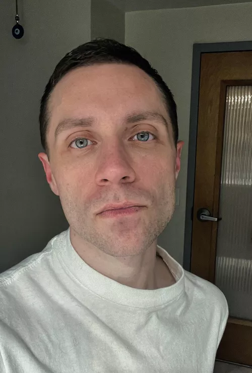 A bit lonely lately 🤷🏻‍♂️