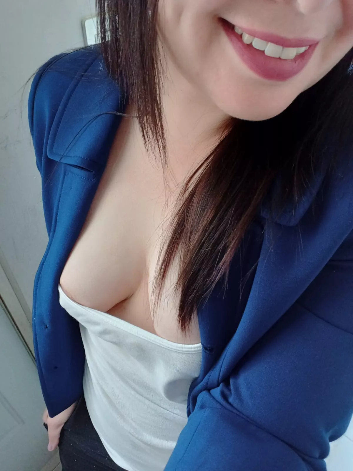 A braless victory was had! Got a lot of stares at work wearing this!