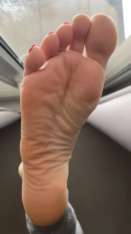 Anyone who loves wrinkly soles?