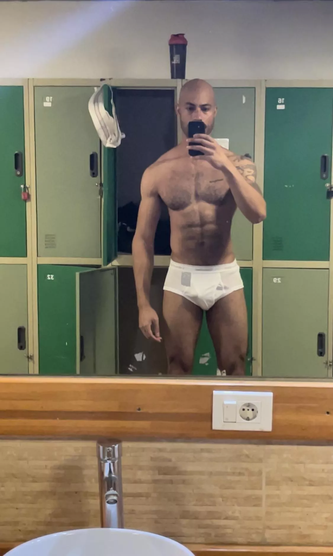 Are you sticking to the locker room bro code or are you caving in and taking a second glance maybe even hanging a round a bit to see it flop out? [35]