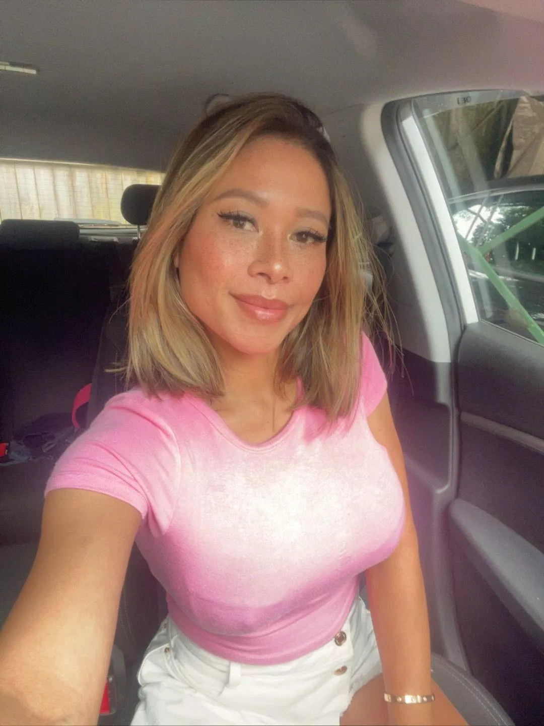 Been told I dress inappropriate for school pickup