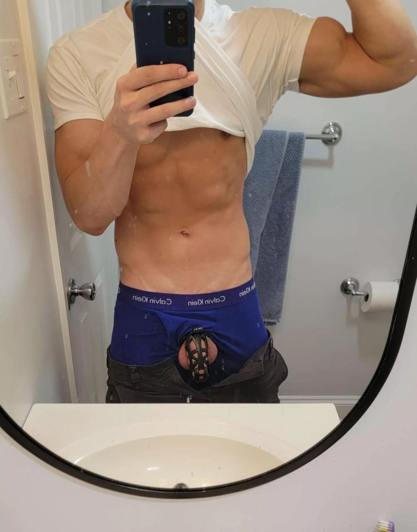 Cage check in the office. Add time to my cage.