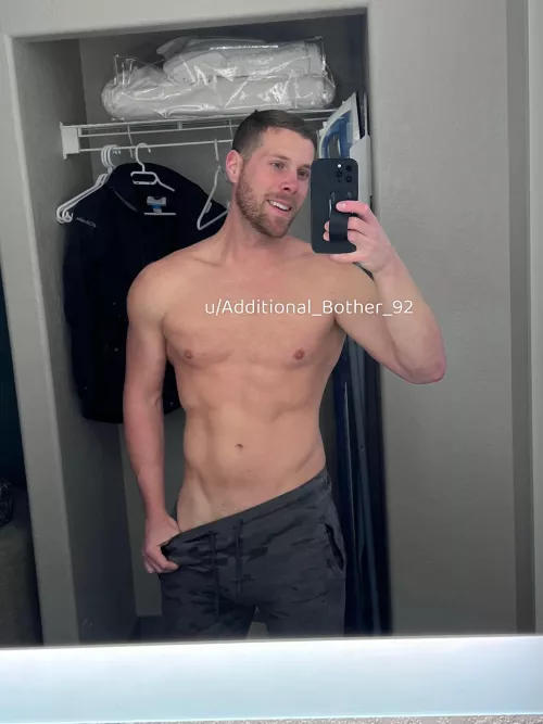 My first pic here without blurring!