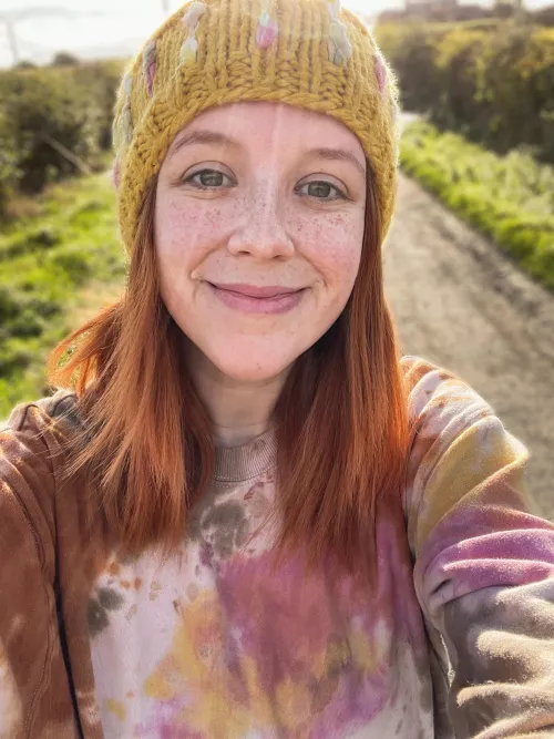 Natural selfie in the Scottish sun today 💕