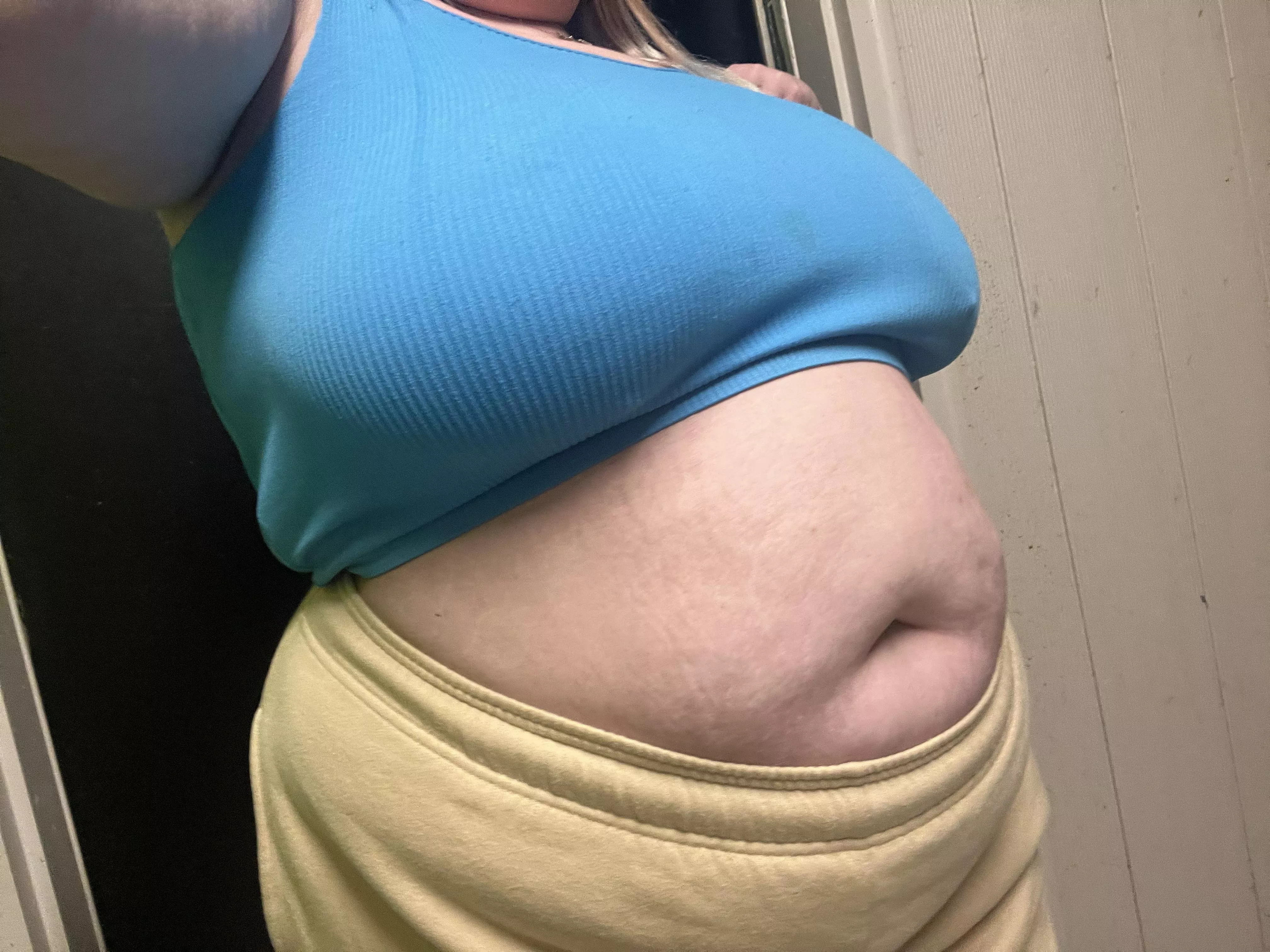 on my way to get ice cream😝