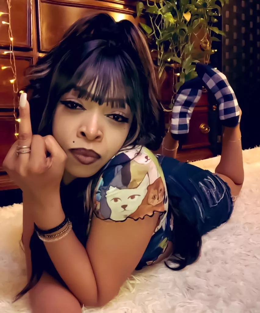 POV: When your goon is still on my socks