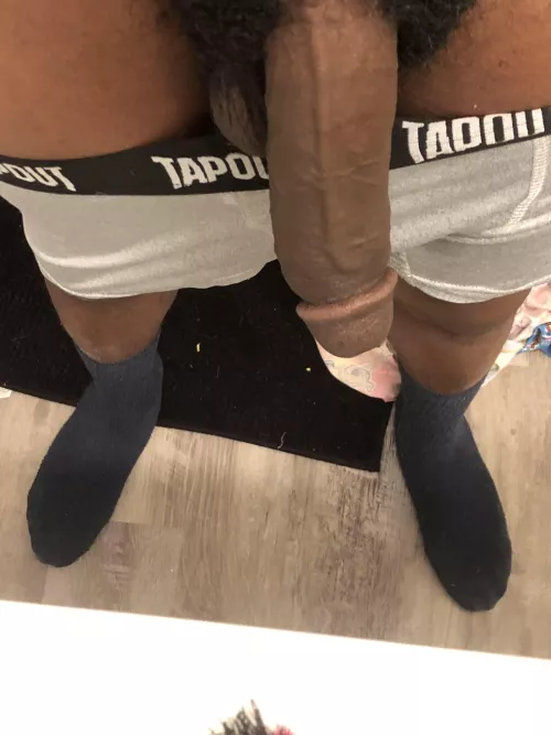 Someone come take the rest of my boxers off. If I get hard we’ll fuck. Deal ??