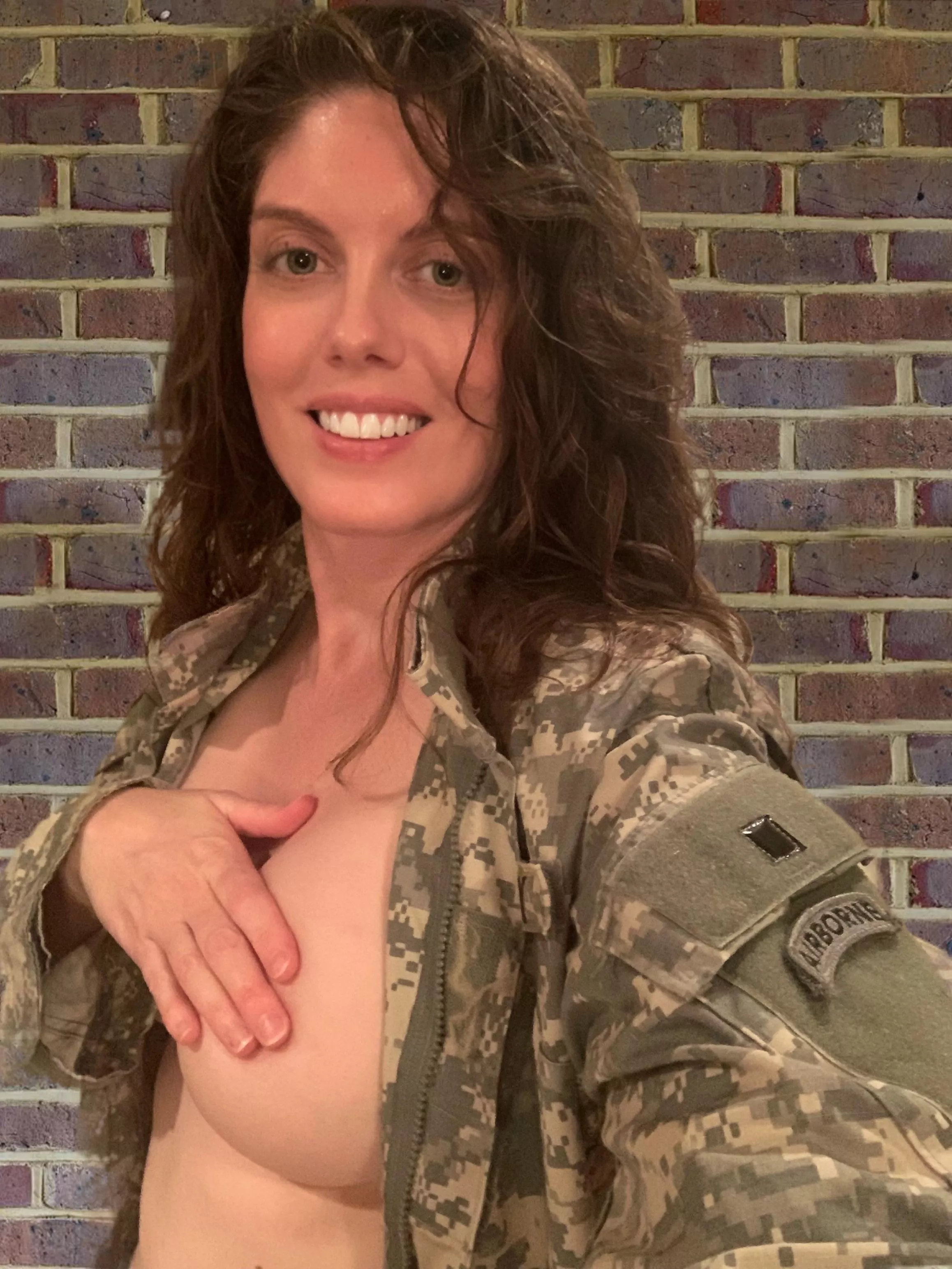 The one hand technique