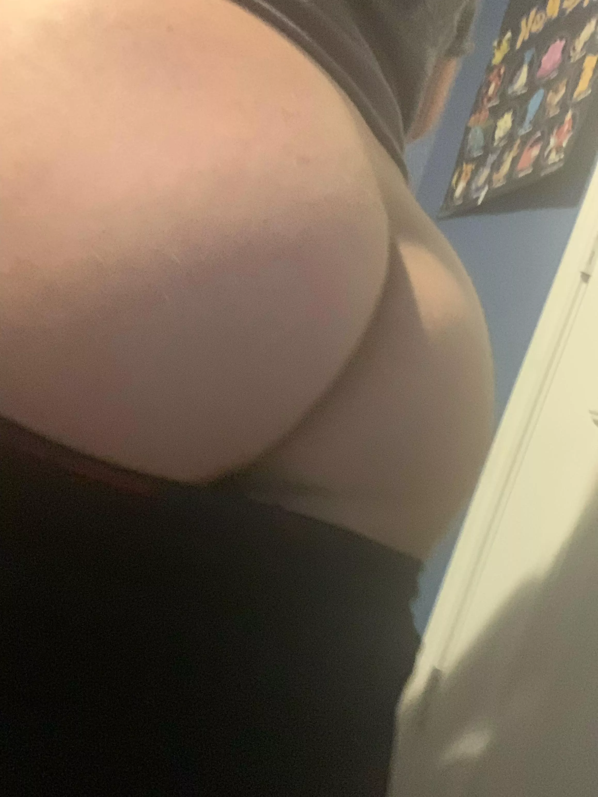 Want me to sit on your face? (20)