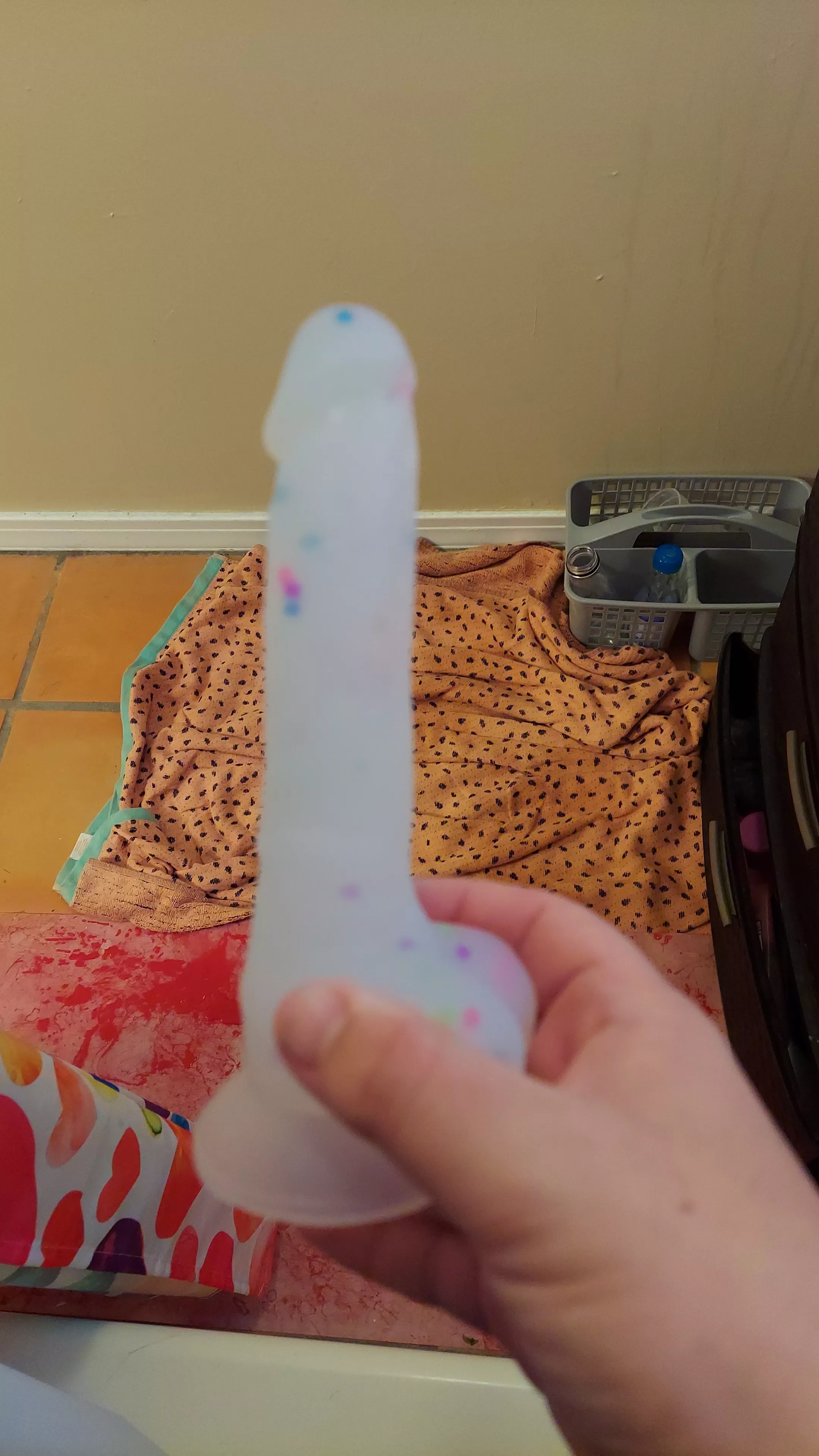 Bought my first toy I've kept the other day and have been loving using it every night in the shower!